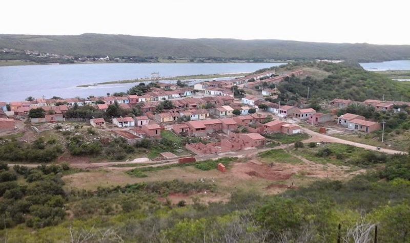 Adolescente é sequestrada, tem braços amarrados com arame e é estuprada no Sertão do Estado