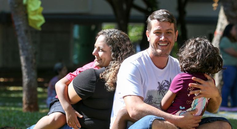 Valor da cota é de R$ 56,47 para cada filho FABIO RODRIGUES POZZEBOM/AGÊNCIA BRASIL