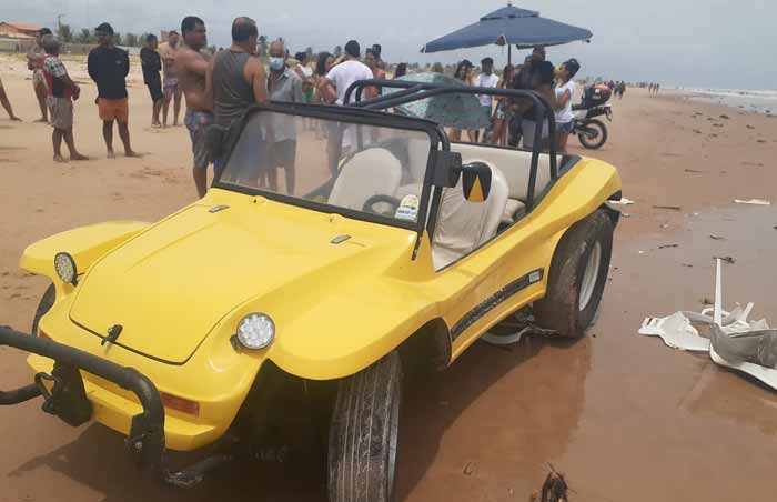 Condutor do buggy que atropelou oito banhistas é solto após pagar fiança