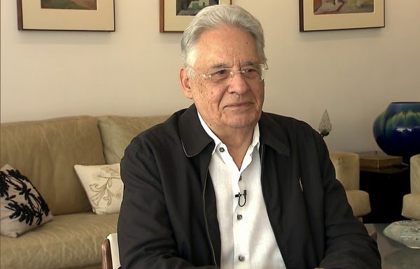 FHC é internado com fratura no fêmur