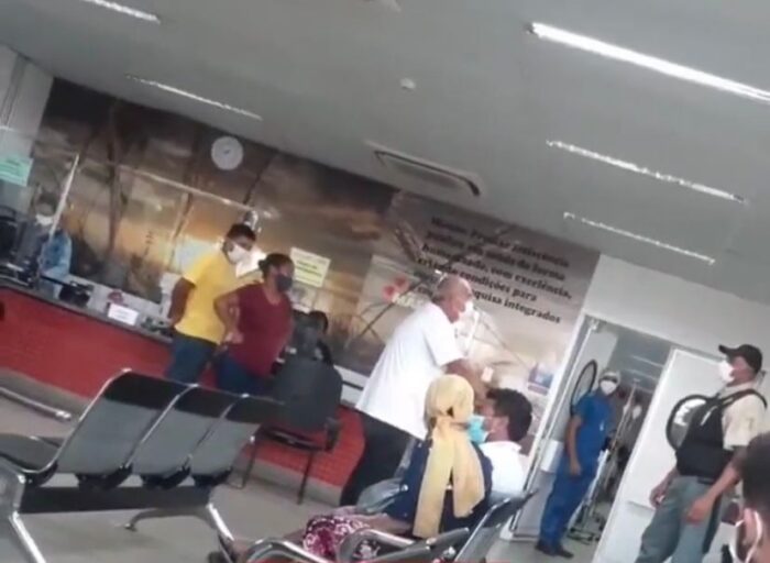 A saúde pede socorro! O descaso da atual gestão do Hospital Universitário de Lagarto com a vida da população. Até quando?