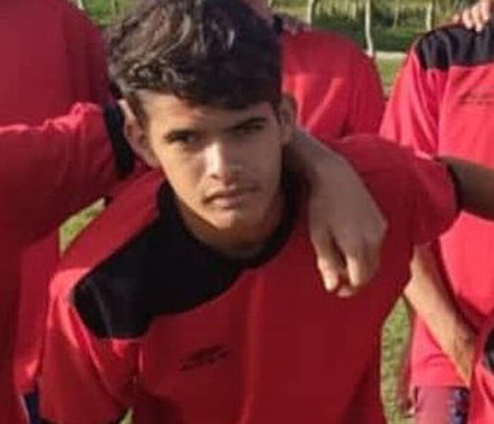 Adolescente morre após escorregar em partida de futebol na Zona Rural de Tobias Barreto