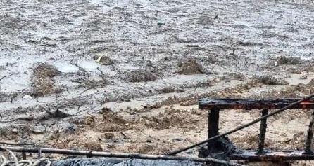 Homem morre após roubar ciclista e atolar na lama de terreno em Aracaju