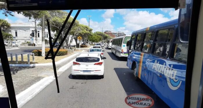 Justiça decreta ilegalidade da greve de parte dos rodoviários da Grande Aracaju e ônibus voltam a circular