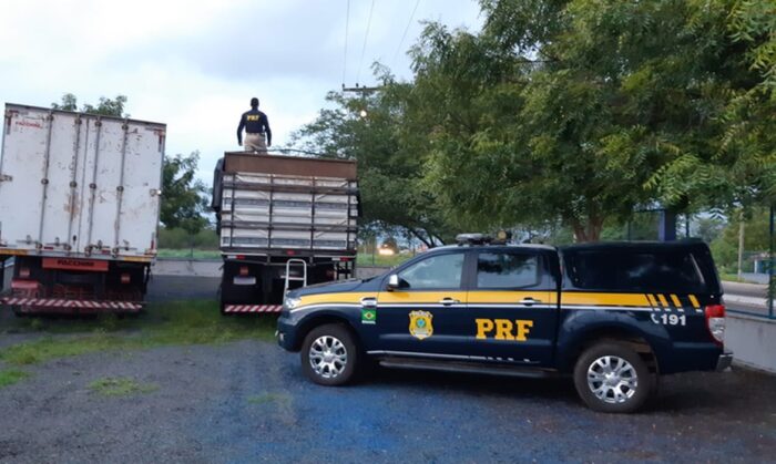Justiça proíbe atuação da PRF fora de rodovias federais após abordagens com mortes