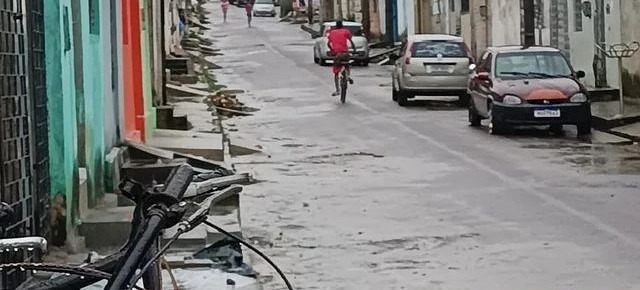 Jovem é encontrada morta dentro de casa na Zona Sul de Aracaju